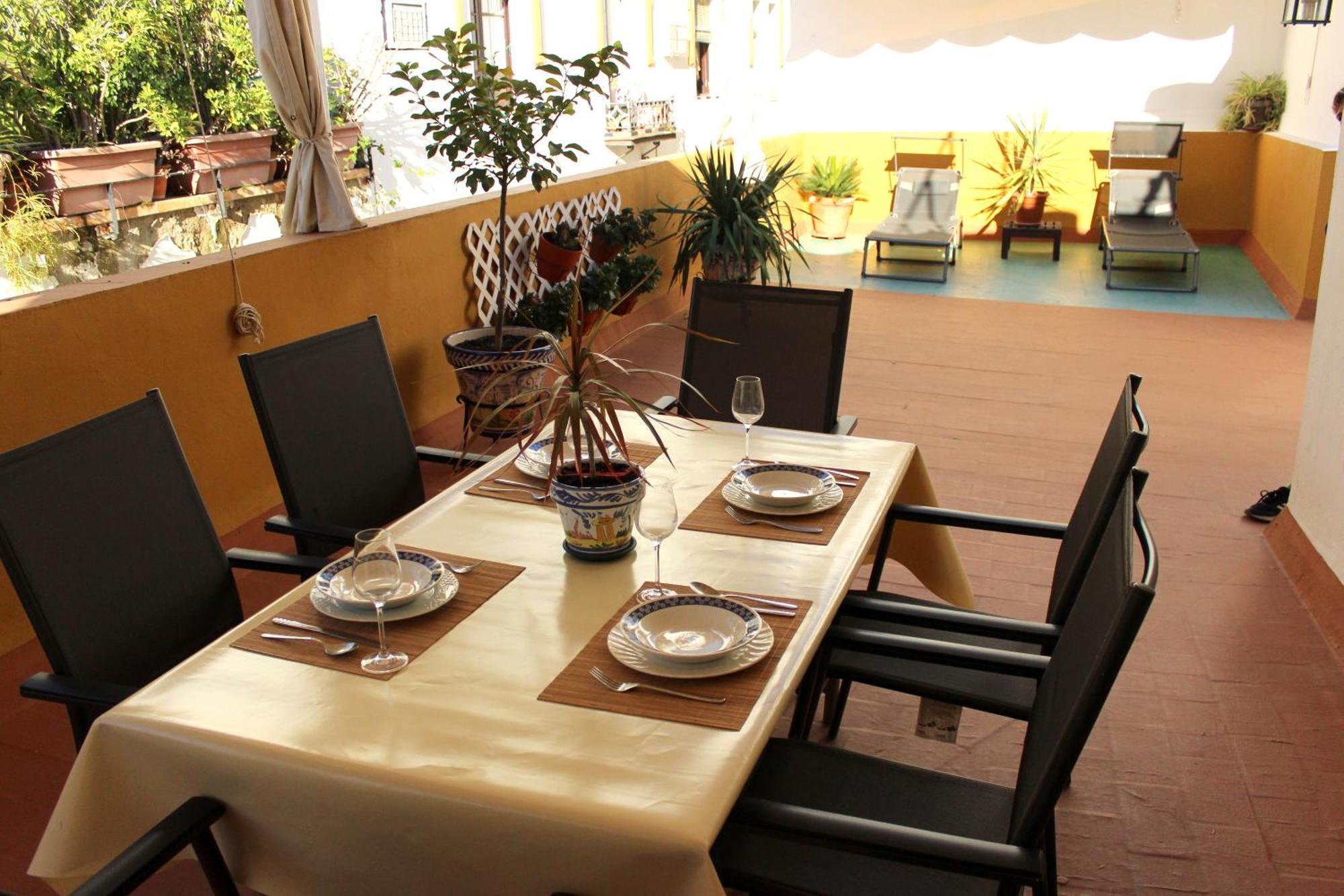 Duplex Acogedor Con Gran Terraza En Pleno Centro De Sevilla! Bagian luar foto